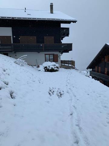 Gîte pour 6 personnes, avec terrasse et vue dans Champoussin