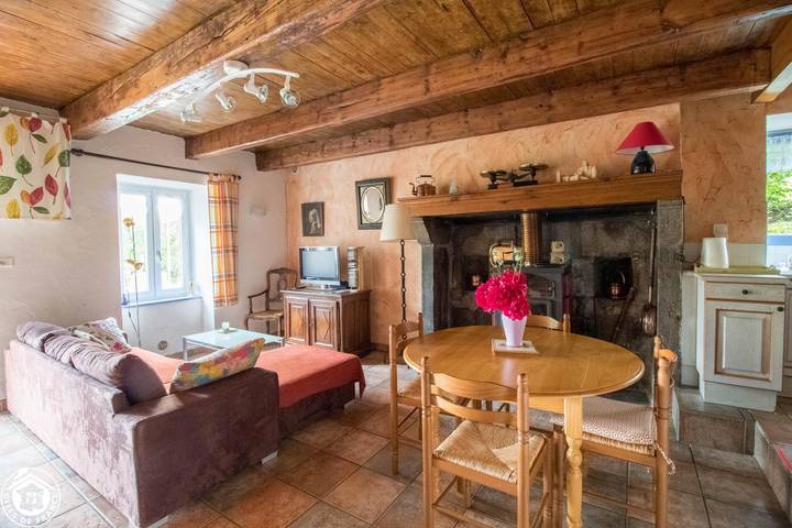 Gîte pour 4 personnes, avec jardin dans le Puy-de-Dôme - 4