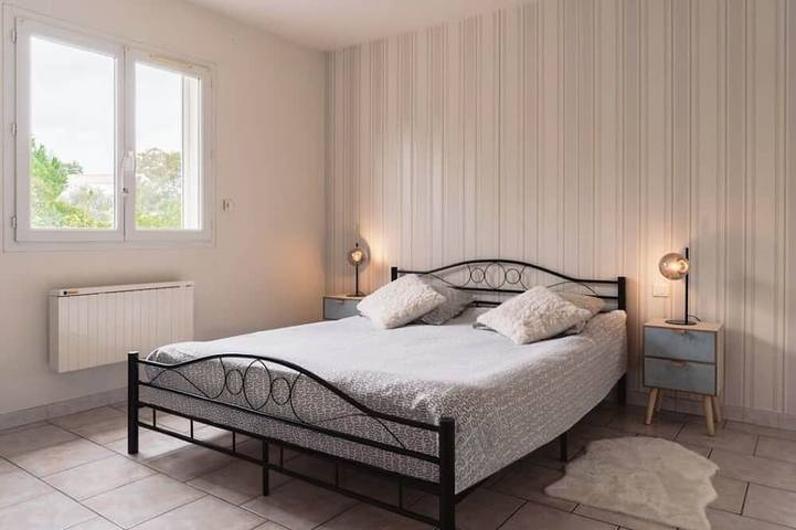 Villa pour 6 personnes, avec terrasse et jardin, animaux acceptés