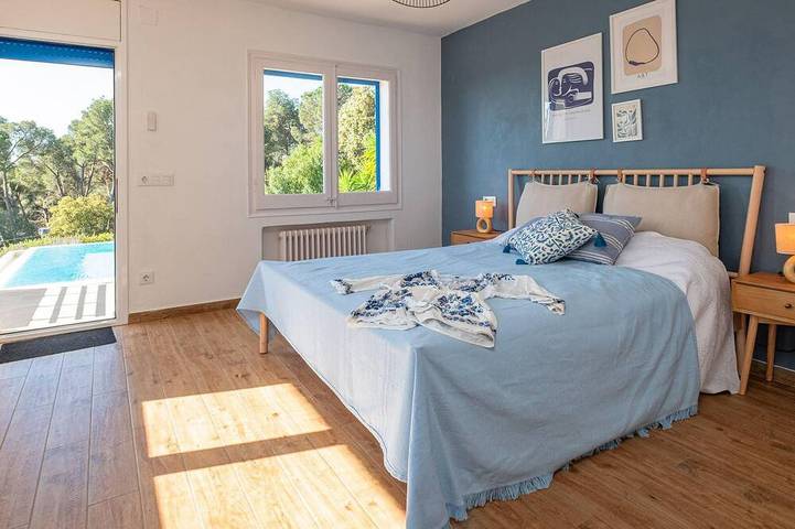 Location de vacances pour 9 personnes, avec jardin à Vall-llobrega - 2