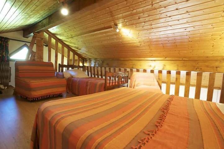 Hütte für 4 Personen, mit Terrasse im Jura - 3