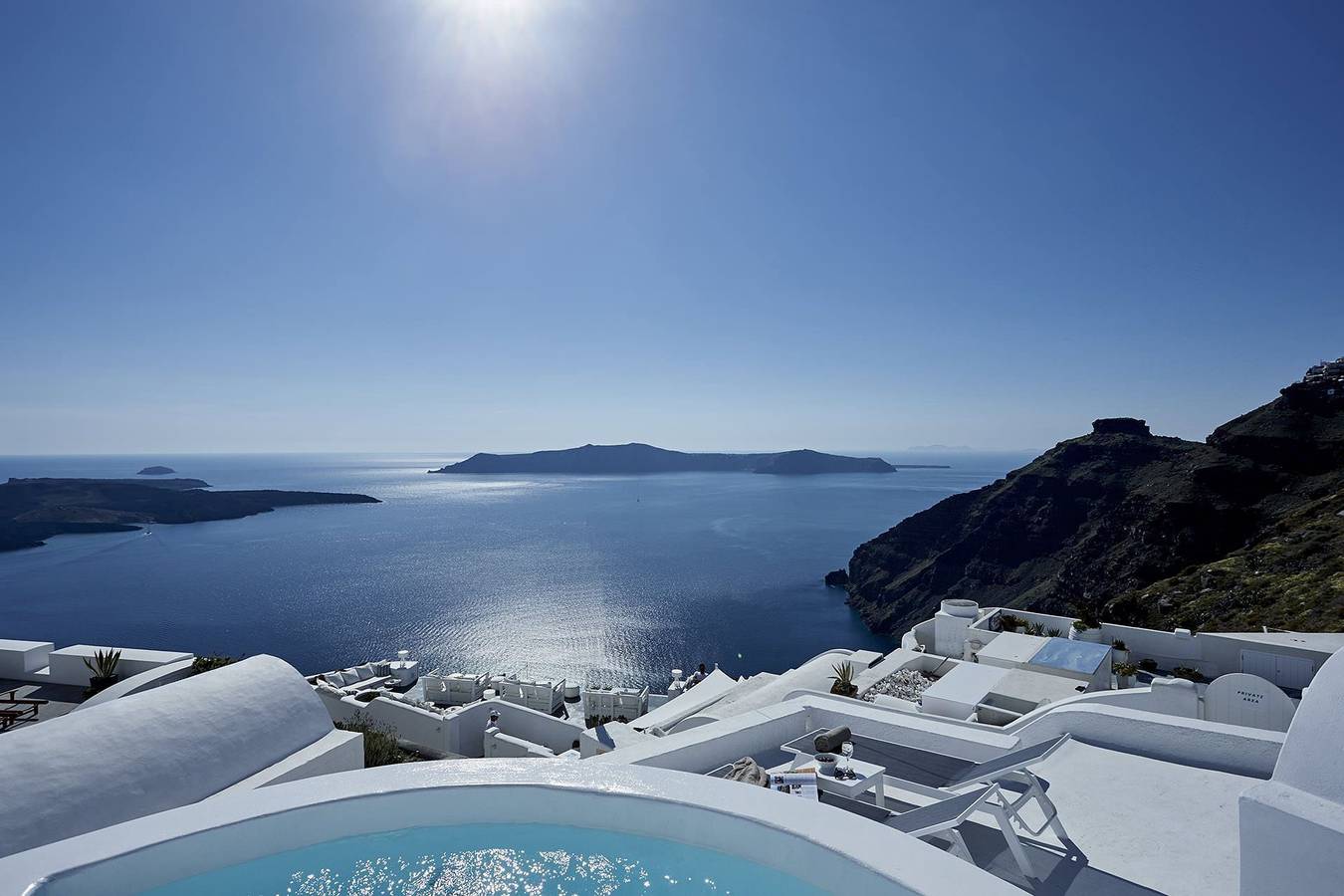 Nemo Retreat in Firostefani, Thera