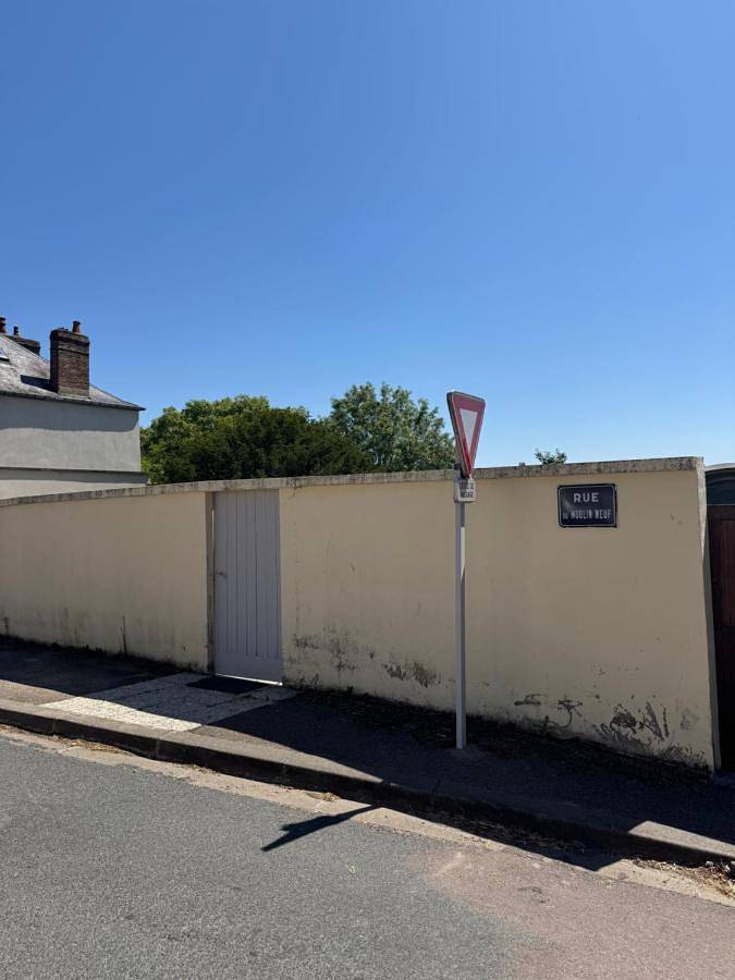 Appartement entier, Studio St Florentin 2 in Saint-Florentin, Région d'Auxerre
