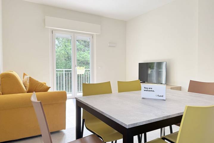 Appartement entier, S372 – Sirolo, comfortable one-bedroom apartment with air conditioning and private parking in Sirolo, Riviera del Conero