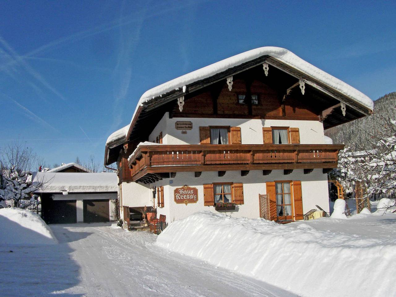 Ganze Ferienwohnung, Deb 031 Ferienwohnungen mit Bergblick in Inzell - Ferienwohnung Falkenstein mit Bergblick und Terrasse in Inzell, Bayerische Alpen