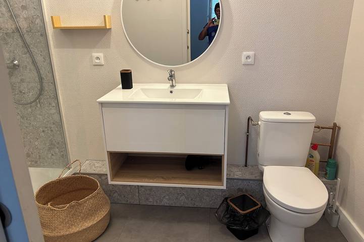 Ganze Wohnung, Fully Furnished and Renovated Apartment in Vitry-aux-Loges, Orléans und Umgebung