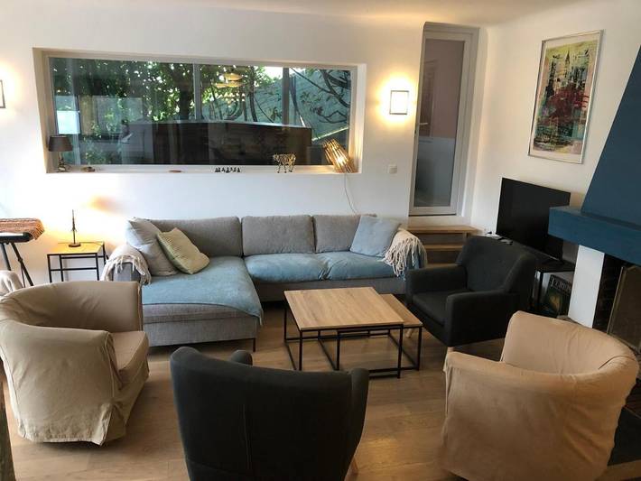 Villa pour 10 personnes, avec jardin et terrasse ainsi que piscine et vue, adapté aux familles à Aix-les-Bains - 3