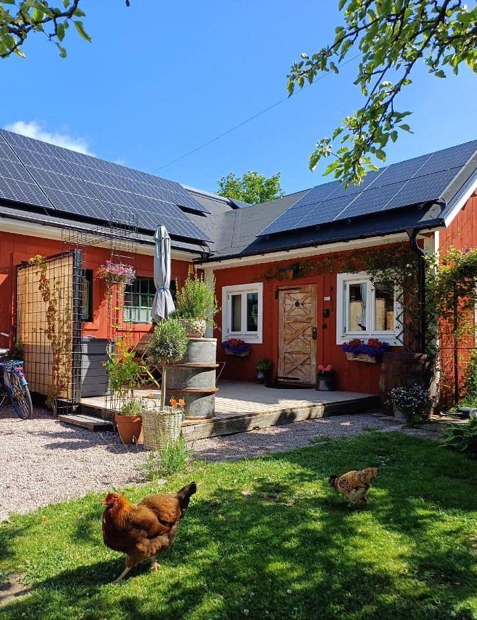 Ferienhaus für 3 Personen, mit Garten und Terrasse in Hjo