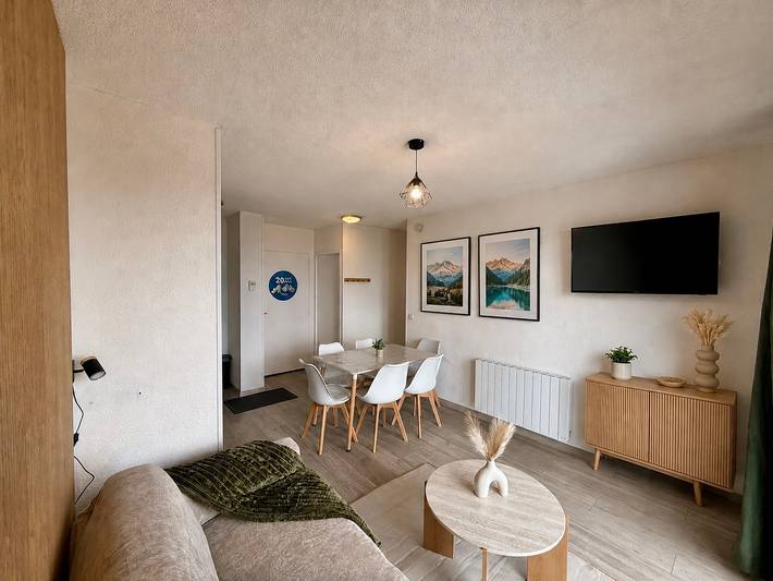 Gîte pour 4 personnes, avec balcon dans Office De Tourisme Du Corbier - 4