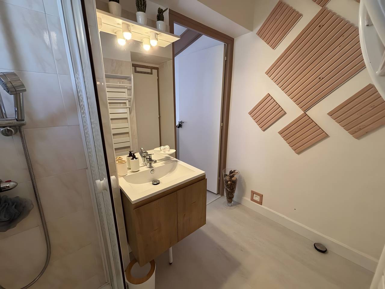 Le Pape – Guest Room with Sea View, Wi-Fi, and Air Conditioning in Grosseto-Prugna, Ajaccio region