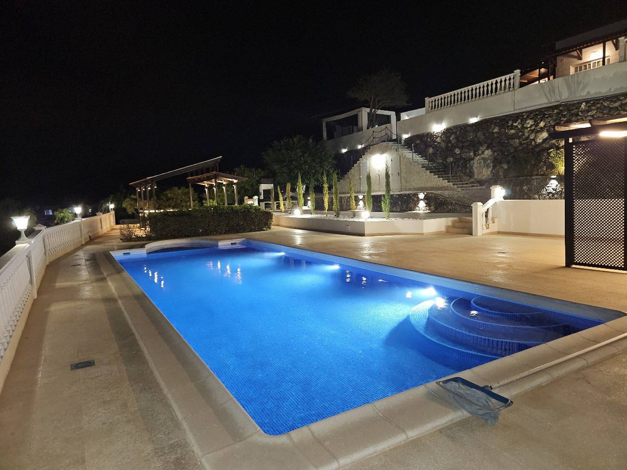 Villa de férias 'Cool 4-bedroom with Sea Views' com vista mar, Wi-Fi e ar condicionado in Barrio Los Menores, Adeje