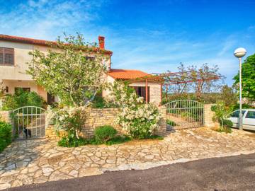 Apartment for 4 People in Medulin, Istria, Photo 2