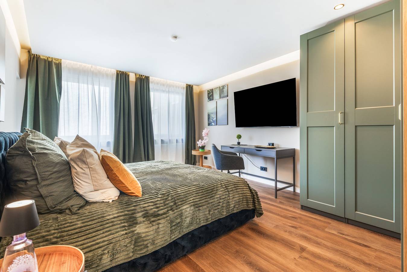 Ganzes Studio, Studio-Apartment 'Fortyfour – Suite Wiesbaden' modern und neu saniert in Wiesbaden, Südhessen