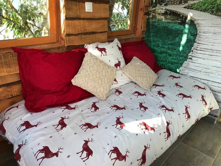 Camping pour 3 personnes, avec Terrasse ainsi que Jardin et Vue