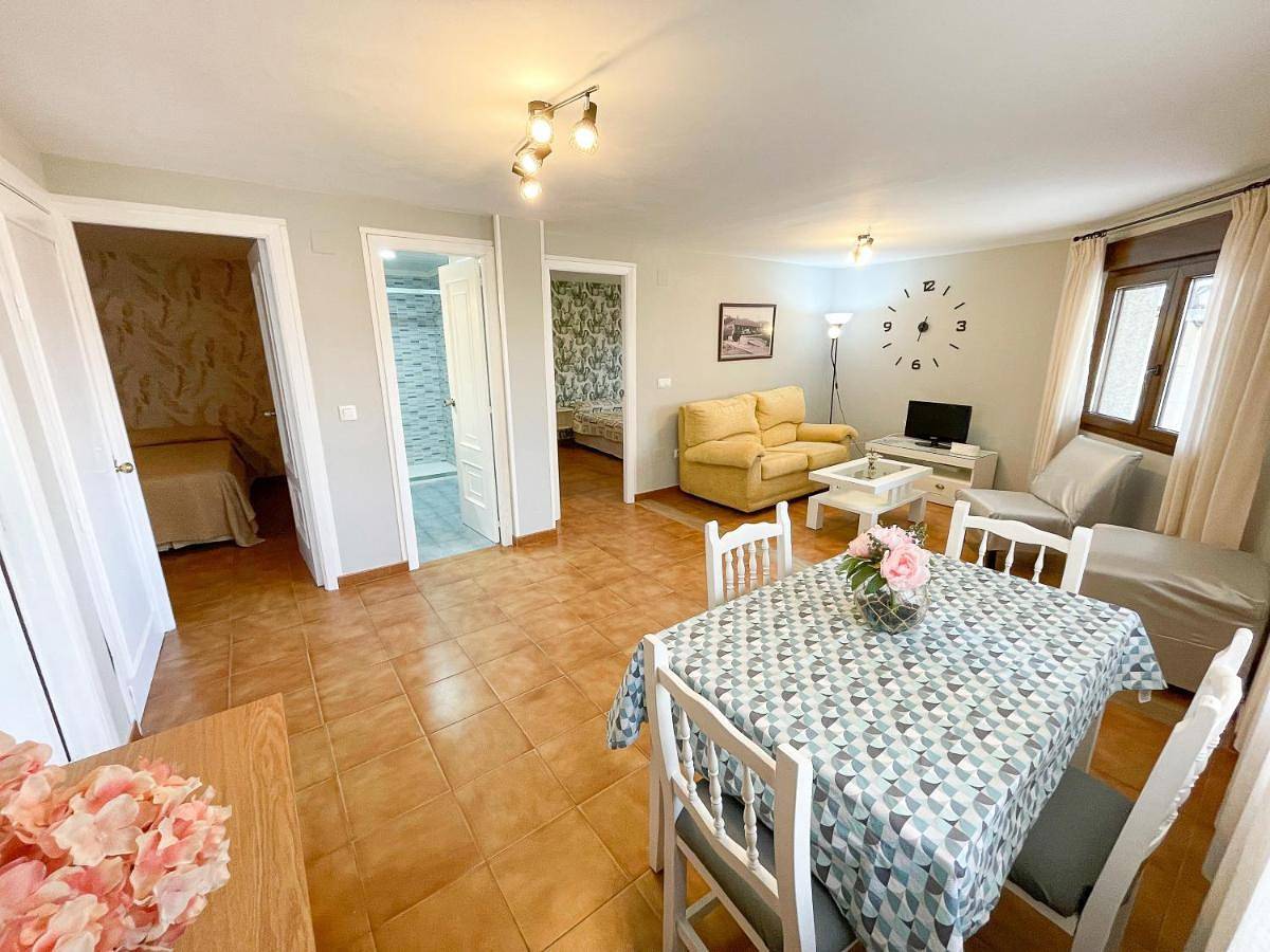 Apartamento inteiro, Apartamentos Portonovo Playa 3000 in Praia de Caneliñas (Sanxenxo), Sanxenxo