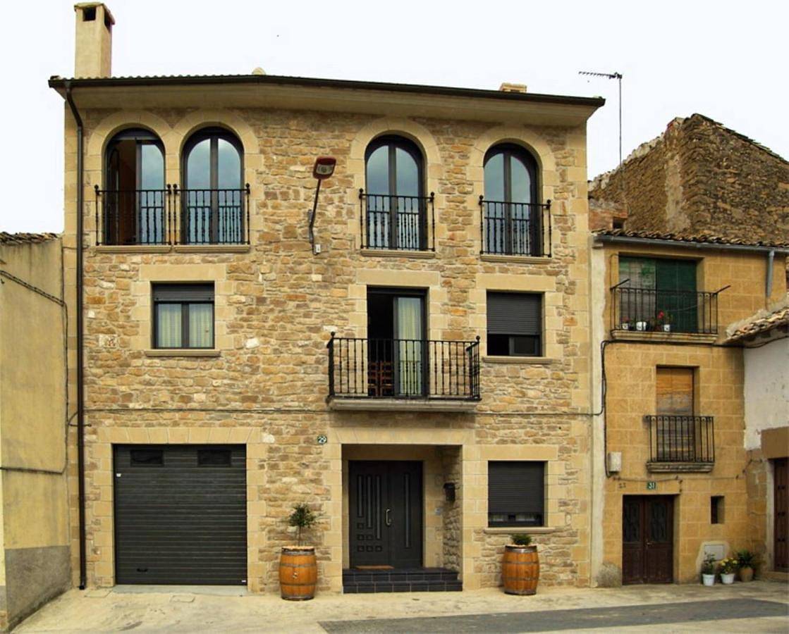 Four-Bedroom House in Arróniz, Provincia de Navarra