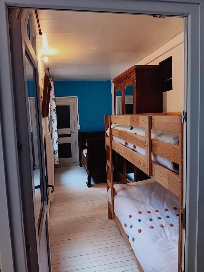 Twin Room in Auxonne, Région de Dijon