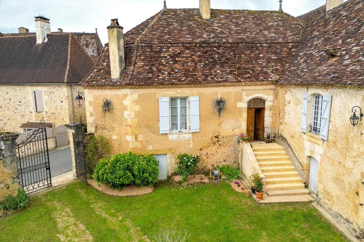 Chartreuse du Xviiième siécle in Cendrieux, Périgord Blanc