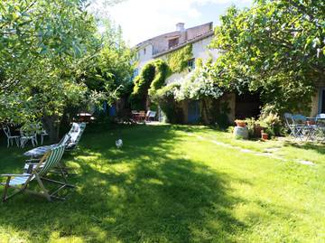 Chambre D’hôte pour 3 Personnes dans Saint-Étienne-les-Orgues, Région de Forcalquier, Photo 4