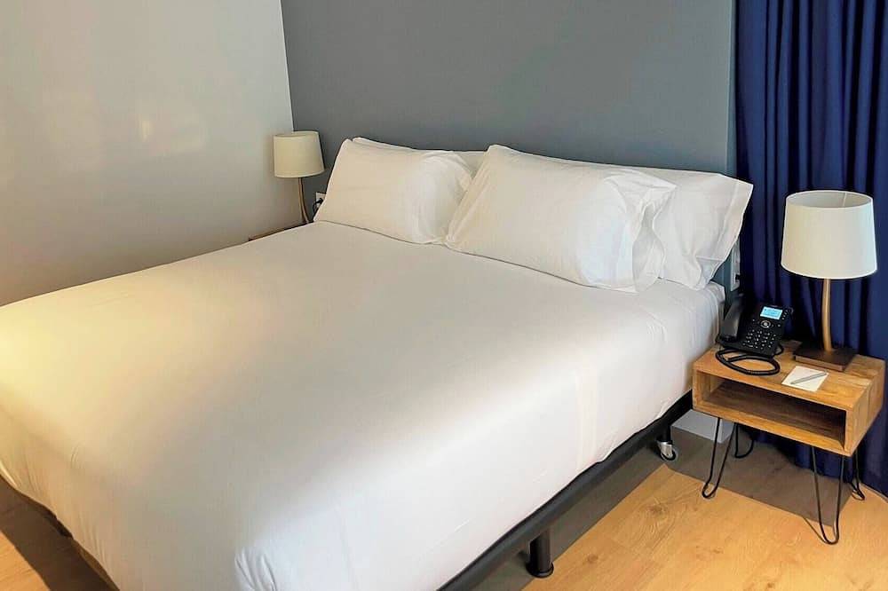 Appartement entier, Stylish Gros Beach Apartment with Kitchen, Near Surf & Tapas Bars in San Sebastian, Côte Basque (Espagne)