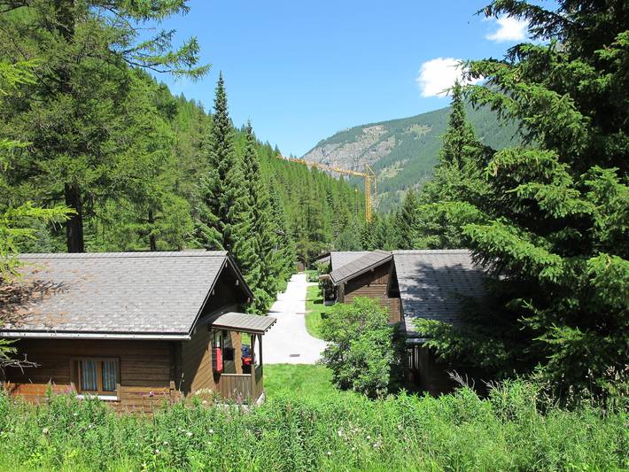 Chalet für 4 Personen, mit Garten und Ausblick, kinderfreundlich im Wallis - 2