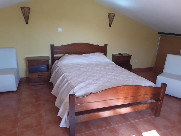 Casa rural para 2 personas, con Jacuzzi y Terraza además de Jardín y Piscina en Monchique - 3