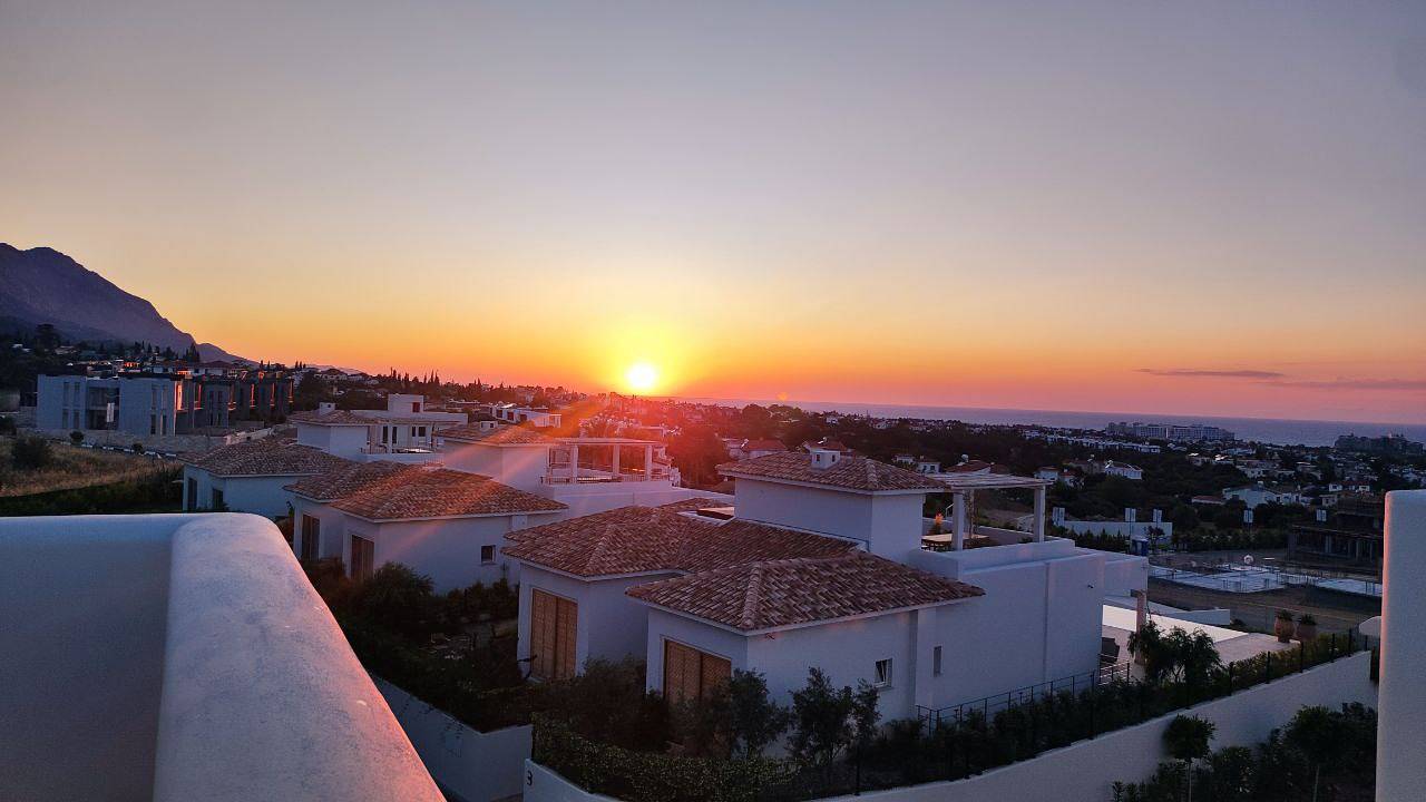 New lovely3-Bed Villa with incredible views in Kyrenia, República Turca del Norte de Chipre