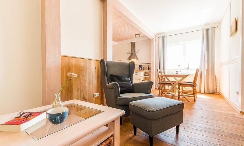 Ferienwohnung für 2 Personen, mit Terrasse und Garten sowie Seeblick und Ausblick in Wieck am Darß - 4
