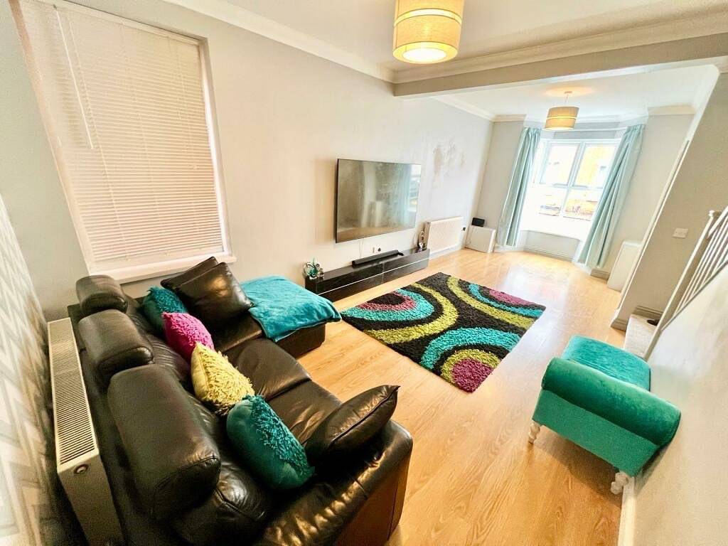 Holiday Rental for 8 People in Northampton, Northamptonshire