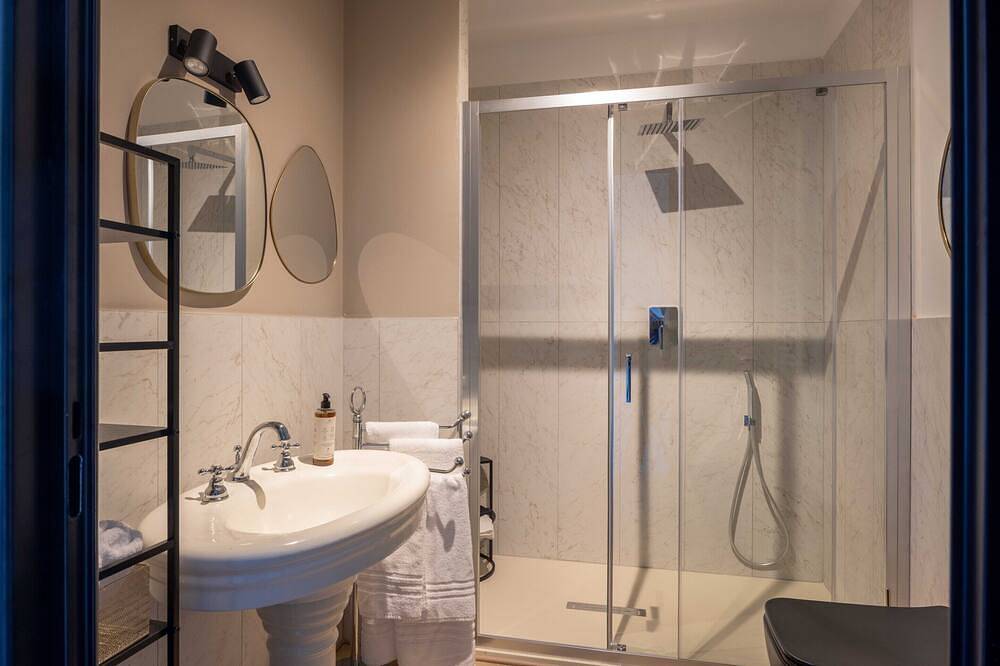 Suite-Komfort-Ensuite-Stadtblick in Bologna, Bologna Provinz