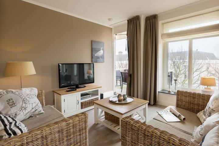 Ferienwohnung für 4 Personen, mit Balkon/Terrasse und Balkon sowie Terrasse und Sauna in Domburg