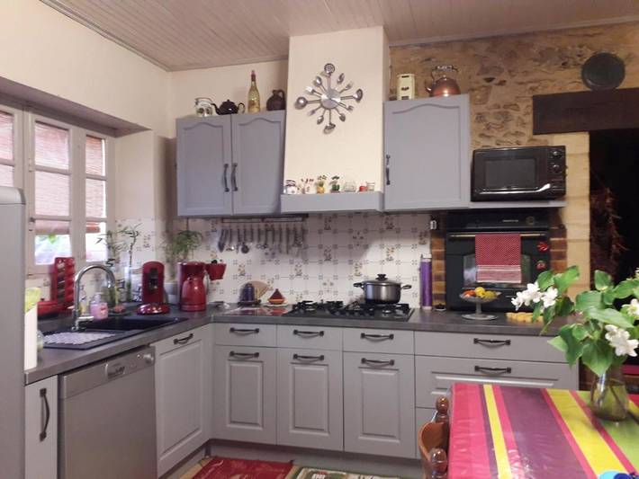 Location de vacances pour 5 personnes, avec jardin et terrasse, adapté aux familles à Marcillac-Saint-Quentin - 2