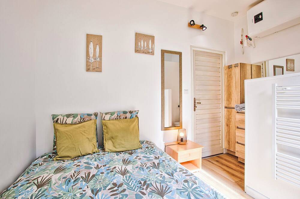 Appartement entier, Charmant T2 Vue Mer Décoration soignée in Saint-Aubin-sur-Mer (Calvados), Région de Caen