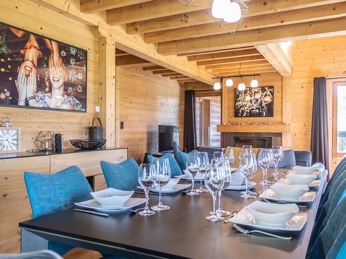 Luxury Lodge with Private Spa, Golf Access, and Kids' Adventure Area in Le Chambon-sur-Lignon, Mézenc