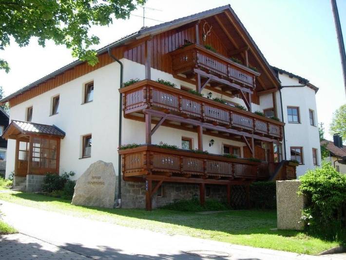 Ferienwohnung für 8 Personen, mit Balkon und Garten in Haidmühle - 2