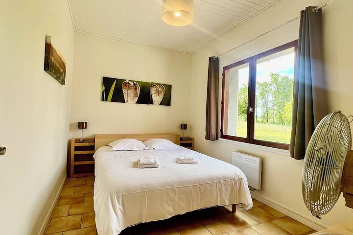 Location de vacances pour 5 personnes, avec jardin à Coutras - 2