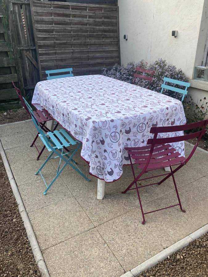 Gîte pour 6 personnes, avec piscine et jardin à Celles-sur-Belle - 4