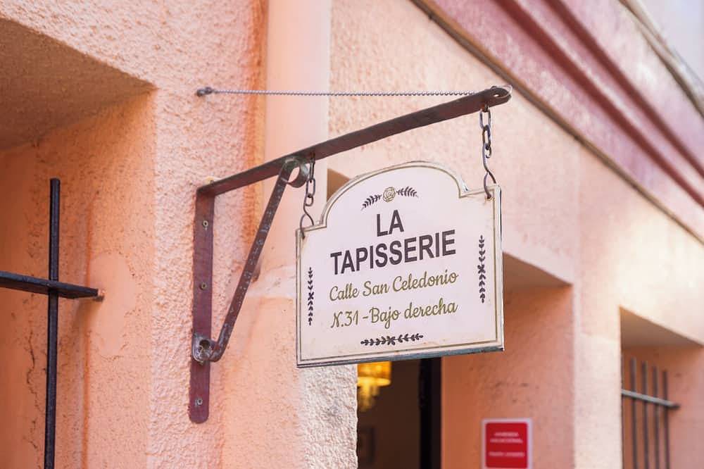 Ganze Wohnung, La Tapisserie - Cozy Charm In Downtown Santander in Santander, Kantabrische Küste
