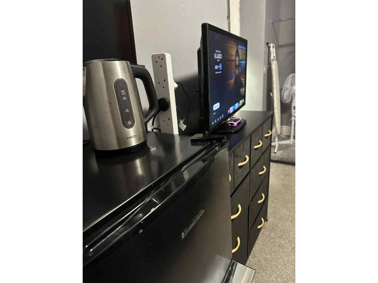 Entire apartment, Standard Twin Room - Shared in Brecon Beacons