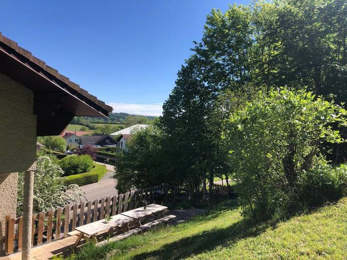 Gîte pour 6 personnes, avec jardin et vue à Maîche