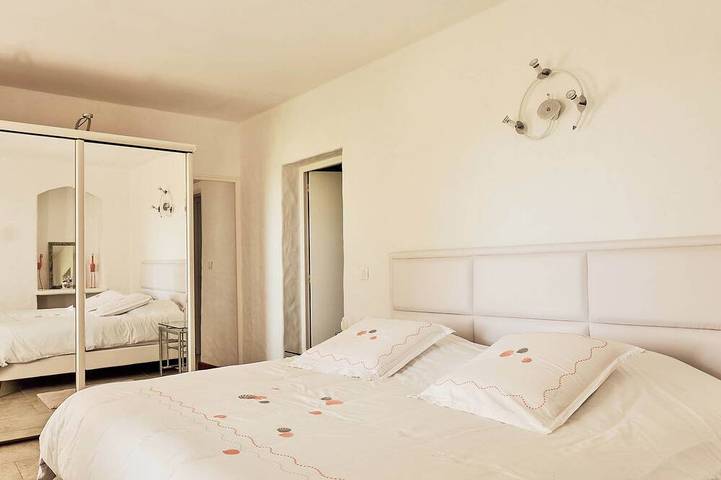 Mas En Camargue Avec Piscine Et Jacuzzi in Saint-Laurent-d'Aigouze, Côte méditerranéenne (France)