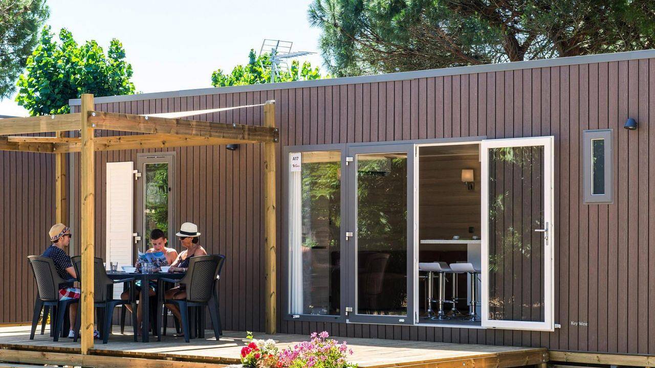 Camping Car pour 6 Personnes dans Plages des Cabanes de Fleury, Vendres