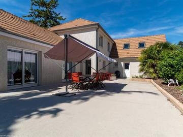 Gîte pour 10 personnes, avec jardin, animaux acceptés à Vignoles