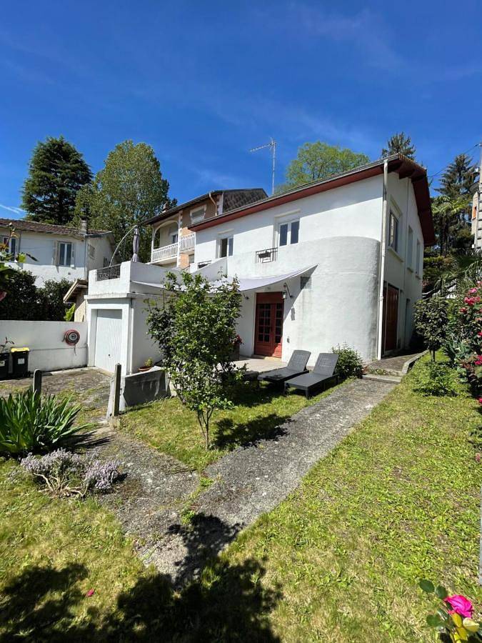 Gîte pour 2 personnes, avec jardin et vue à Lourdes - 2