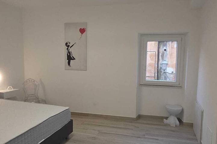 Ganze Wohnung, The Little White House: Your elegant suite in the heart of downtown Tuscania in Tuscania, Viterbo Provinz