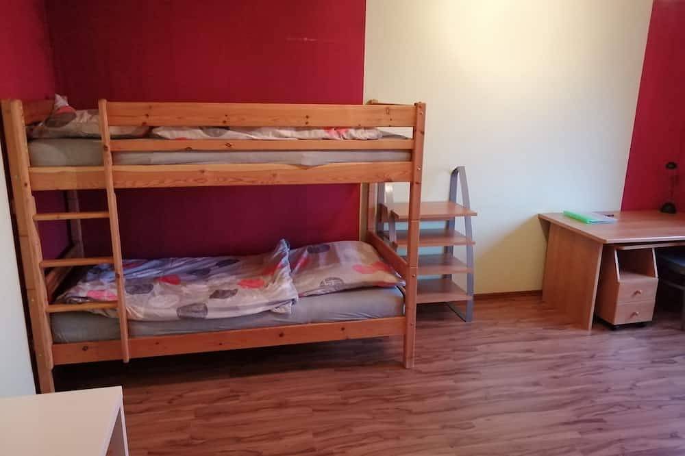 Ganze Wohnung, Komplette Ferienwohnung  1km zum Funpark und nur 15 Minuten nach Nürnberg in Zirndorf, Franken