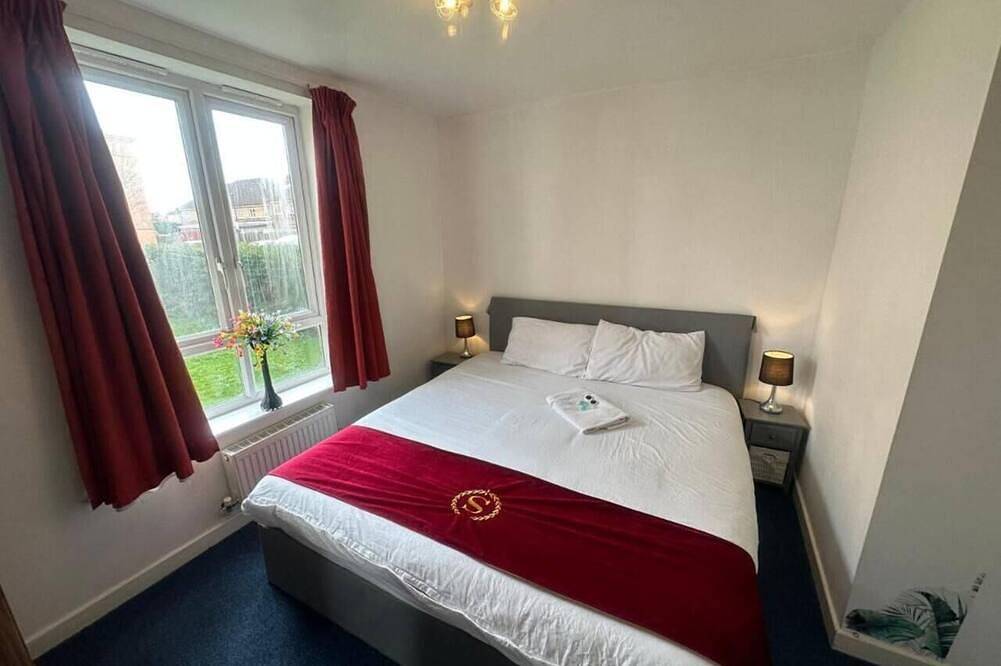 Ganze Wohnung, London - 2 Bed Flat - Sleeps 4 - Parking - Wifi in London, Südostengland
