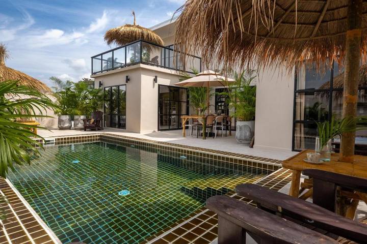 Villa pour 9 personnes, avec jardin ainsi que terrasse et piscine - 1