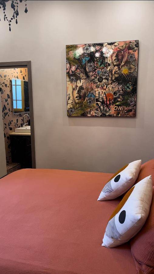 Five-Bedroom House in Cournon-d'Auvergne, Région de Clermont-Ferrand