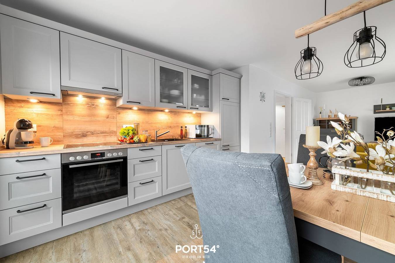 Ganze Wohnung, Küste 8 - 2 Schlafzimmer, Duschbad, Balkon, stilvoll eingerichtet in Westerdeichstrich, Dithmarschen